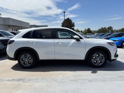 New 2026 Honda HR-V LX image 7