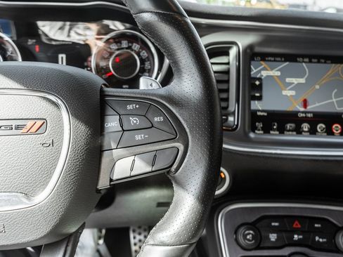 Used 2016 Dodge Challenger R/T RWD image 22