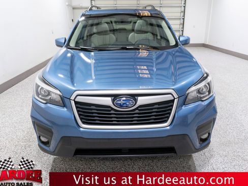 Used 2019 Subaru Forester Premium AWD/4WD image 7
