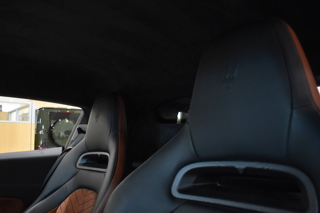 Used 2022 Maserati MC20 Coupe RWD image 2