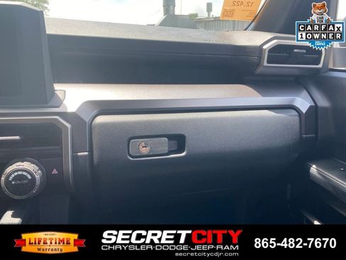 Used 2026 Toyota 4Runner SR5 AWD/4WD image 14