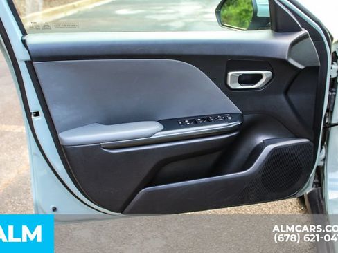 Used 2025 Kia K4 FWD image 37