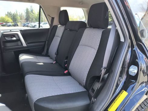 Used 2024 Toyota 4Runner SR5 AWD/4WD image 21