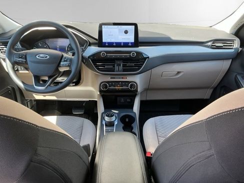 Certified 2022 Ford Escape SE AWD/4WD image 10