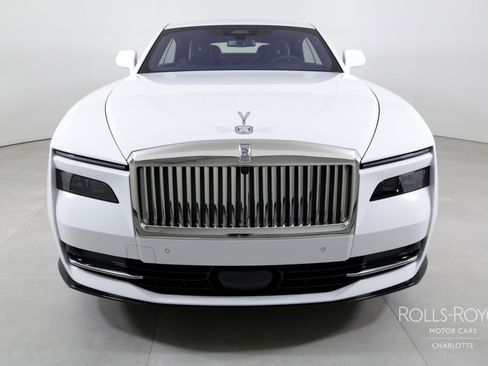 Used 2024 Rolls-Royce Spectre w/ Spectre Launch Package image 7