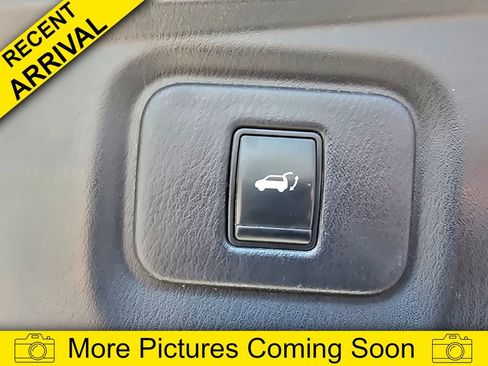 Used 2016 Nissan Pathfinder Platinum image 25