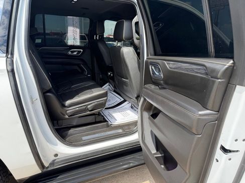 Used 2021 GMC Yukon XL SLT RWD image 19