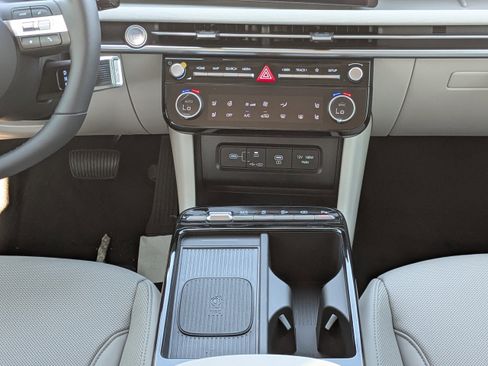 New 2026 Hyundai Tucson Limited image 22