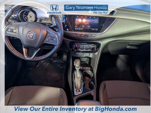 Used 2020 Buick Encore GX Preferred w/ Cold Weather Comfort Package image 16