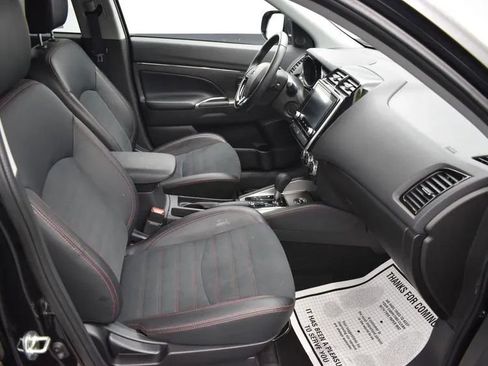 Used 2024 Mitsubishi Outlander Sport SE image 16