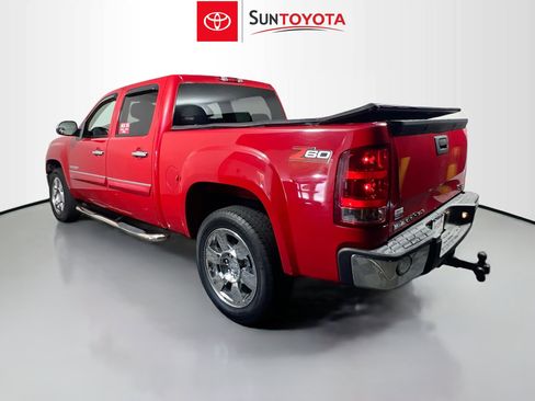 Used 2011 GMC Sierra 1500 SLE w/ Regional Value Package image 6