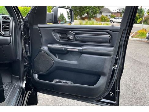 Used 2022 RAM 1500 Limited w/ Body-Colour Bumper Group AWD/4WD image 23