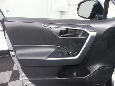 Used 2024 Toyota RAV4 LE image 18