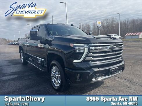 Used 2024 Chevrolet Silverado 2500 High Country image 1