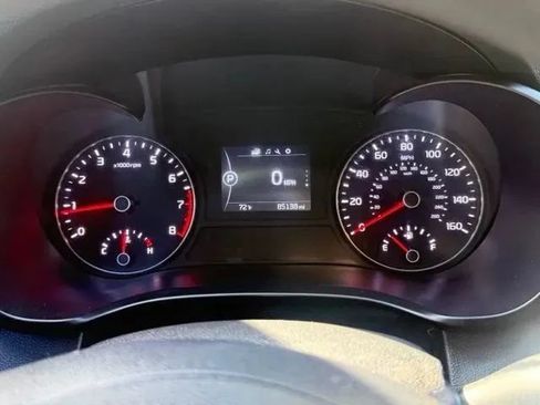 Used 2018 Kia Optima LX w/ 17" Alloy Wheels Package FWD image 19