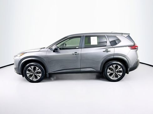 Used 2023 Nissan Rogue SV image 4