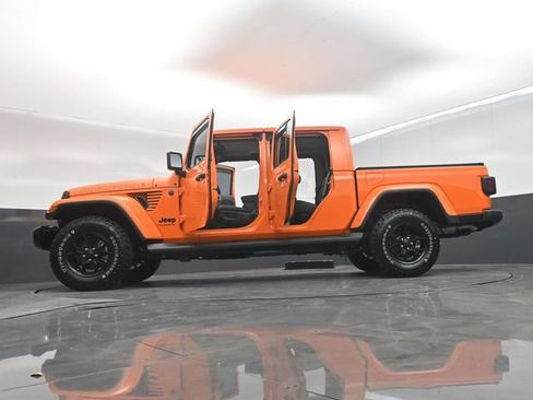Used 2025 Jeep Gladiator Sport AWD/4WD image 72