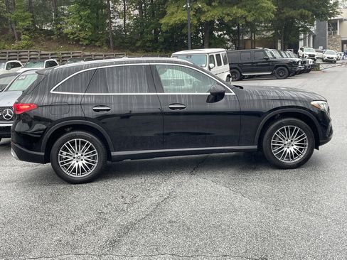 Certified 2025 Mercedes-Benz GLC 300 4MATIC image 5