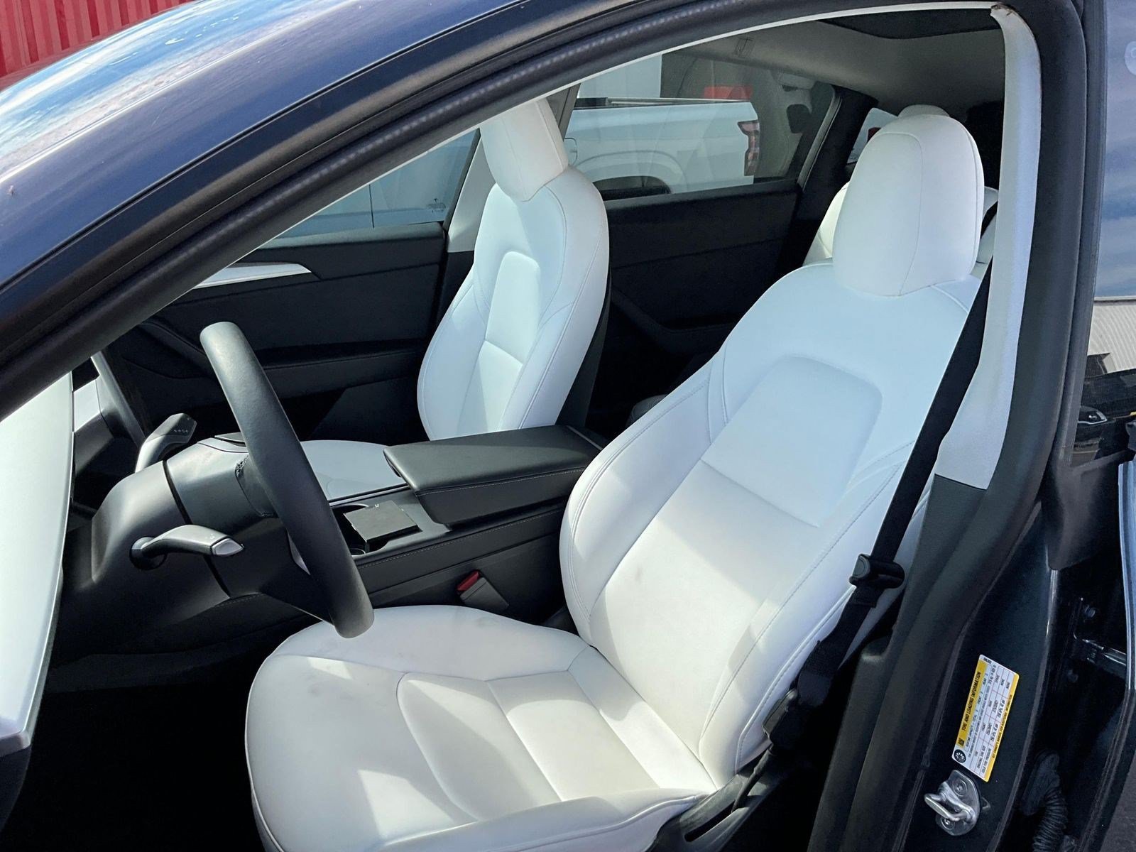 Used 2023 Tesla Model Y Performance AWD/4WD image 19