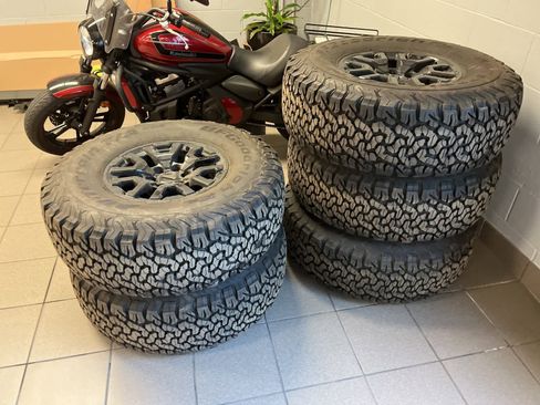 Used 2023 Ford Bronco Raptor image 30