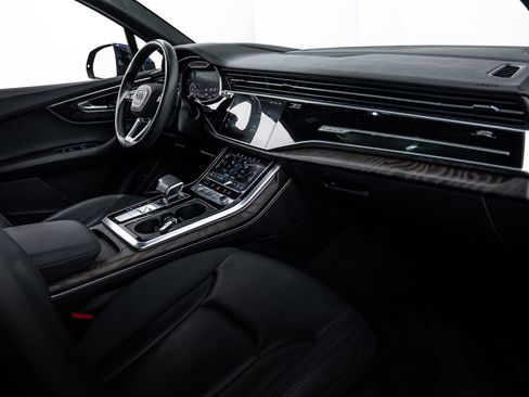 Used 2020 Audi Q7 3.0T Prestige w/ Prestige Package image 8