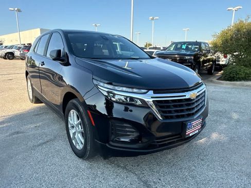 Used 2023 Chevrolet Equinox LS w/ LS Convenience Package FWD image 7