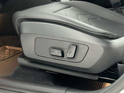 Used 2025 BMW X1 xDrive28i w/ Convenience Package image 14