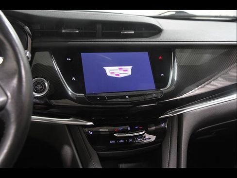 Used 2021 Cadillac XT6 Sport AWD/4WD image 9