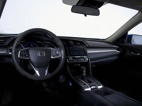 Used 2018 Honda Civic EX image 21