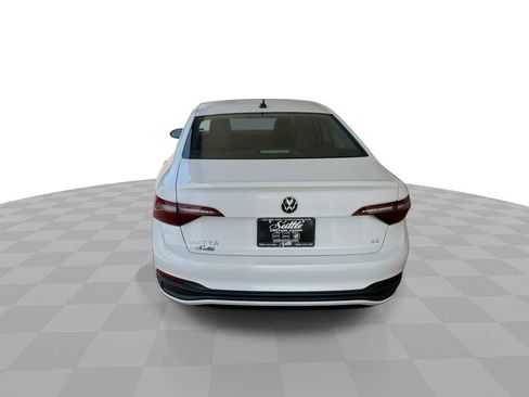 Used 2022 Volkswagen Jetta SE FWD image 7