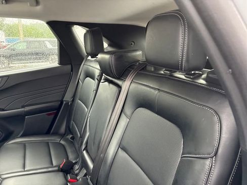 Used 2025 Ford Escape Platinum AWD/4WD image 10
