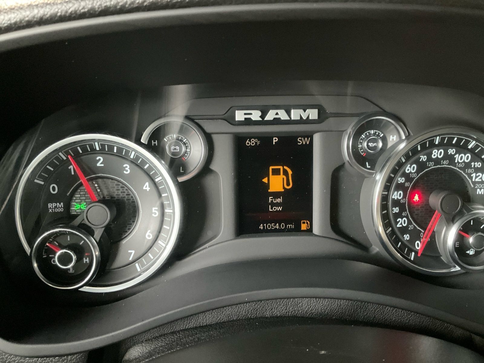 Used 2024 RAM 2500 Tradesman w/ Towing Technology Group AWD/4WD image 28