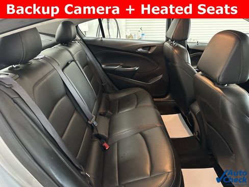 Used 2017 Chevrolet Cruze Premier image 19