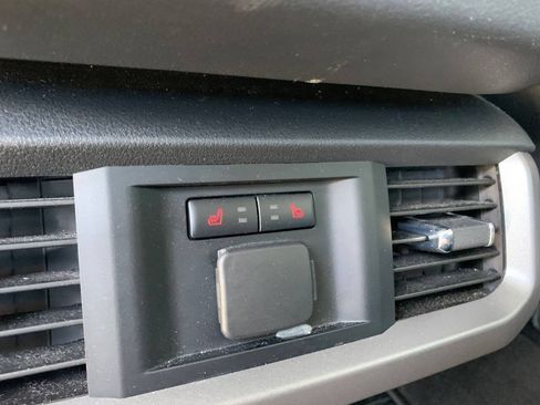 Used 2023 Ford F150 Lariat w/ Equipment Group 502A High AWD/4WD image 13