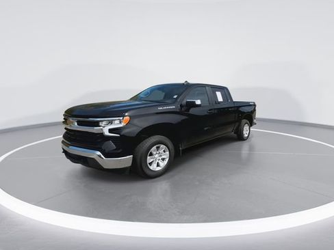 Used 2023 Chevrolet Silverado 1500 LT image 4