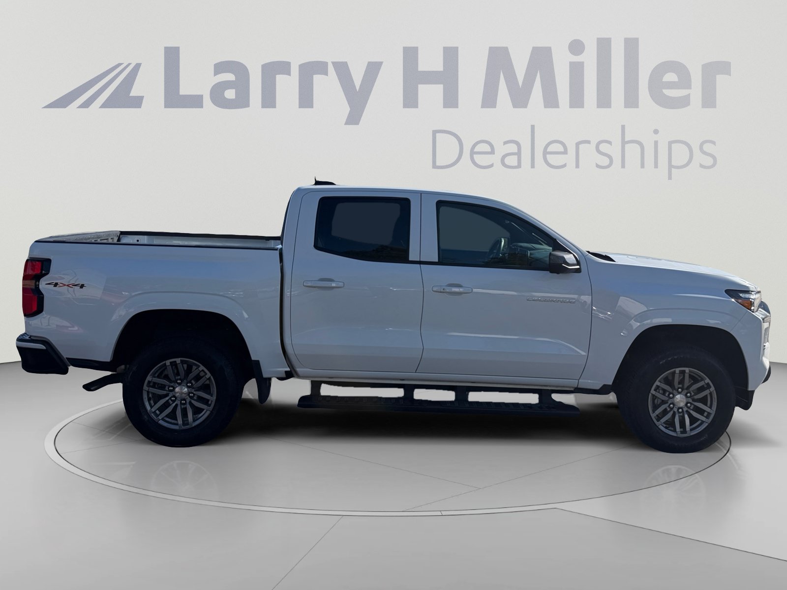 New 2026 Chevrolet Colorado LT w/ LT Convenience Package AWD/4WD image 6