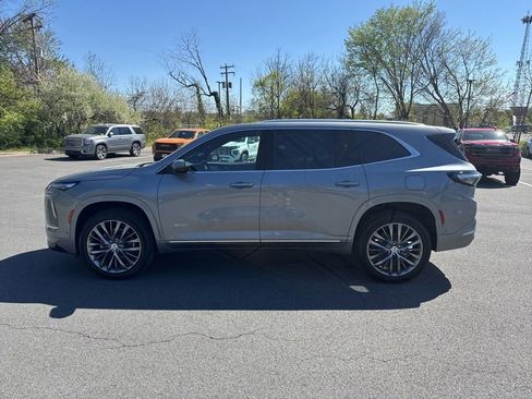 New 2026 Buick Enclave Avenir w/ Super Cruise Package AWD/4WD image 4