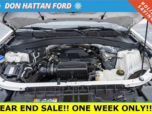 Used 2020 Ford Explorer XLT w/ Equipment Group 202A image 41