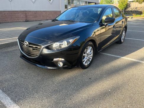 Used 2014 MAZDA MAZDA3 i Touring w/ Technology Package FWD image 6