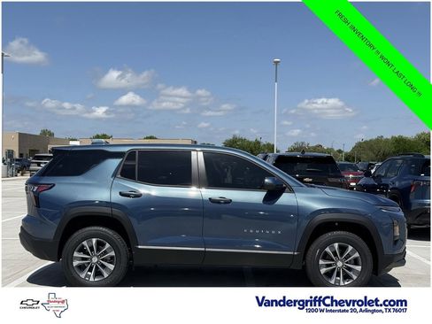New 2026 Chevrolet Equinox LT w/ Safety and Technology Package FWD image 3