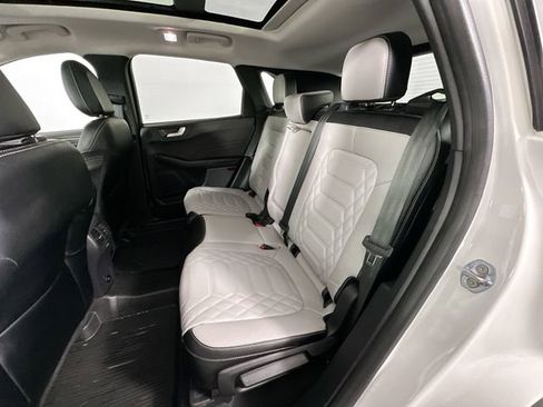 Used 2024 Ford Escape SE w/ PHEV Premium Package FWD image 28