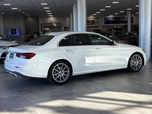 Certified 2022 Mercedes-Benz E 350 Sedan image 3