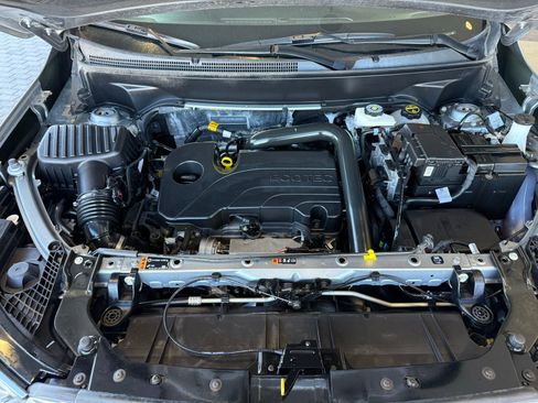 Used 2024 GMC Terrain AT4 image 44