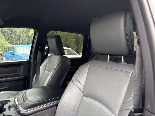 Used 2021 RAM 2500 Tradesman w/ Chrome Appearance Group AWD/4WD image 9