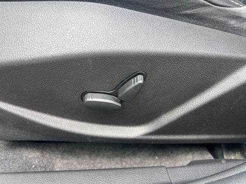 Used 2014 Ford Focus Titanium FWD image 33