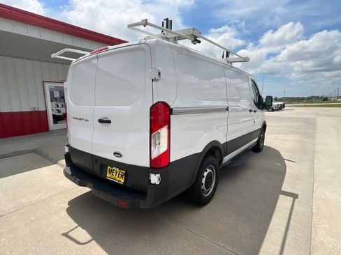 Used 2019 Ford Transit 250 130 Low Roof RWD image 8