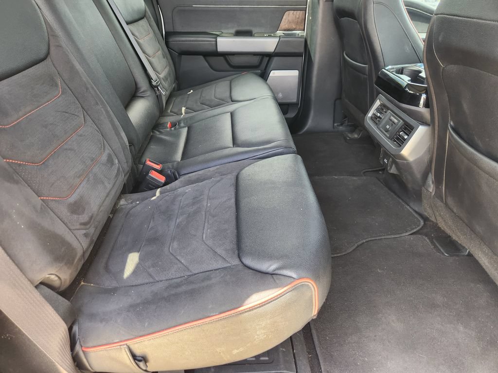 Used 2023 Ford F250 Lariat w/ Sport Appearance Package AWD/4WD image 31