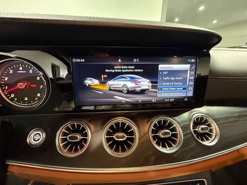 Used 2019 Mercedes-Benz E 450 4MATIC Coupe image 37