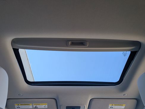 Certified 2024 Honda HR-V EX-L image 25