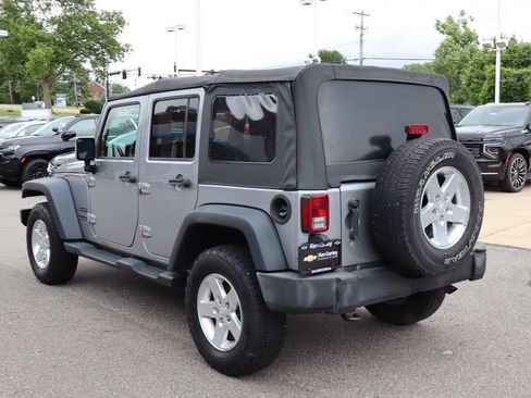 Used 2015 Jeep Wrangler Unlimited Sport w/ Quick Order Package 24S AWD/4WD image 23